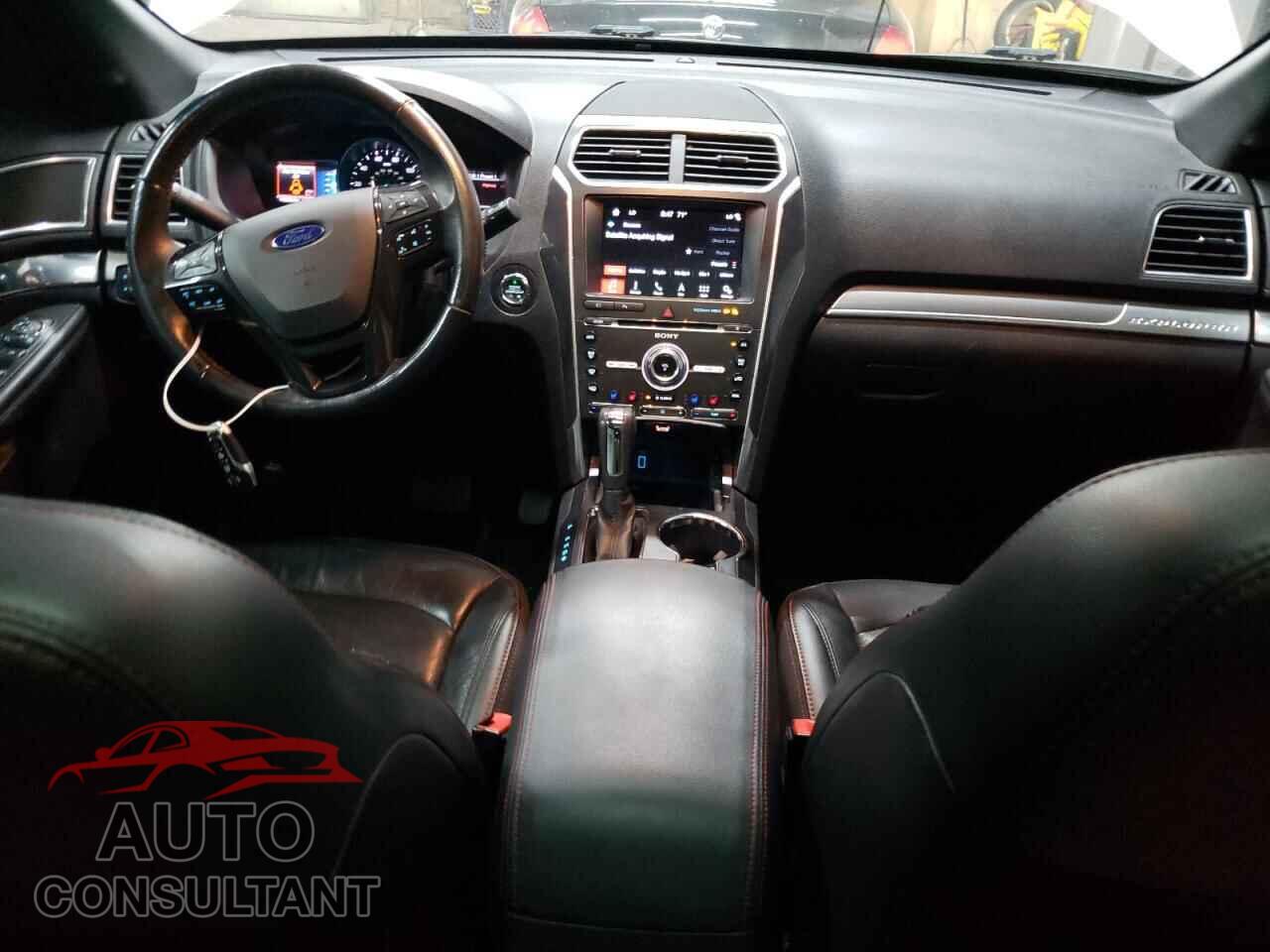 FORD EXPLORER 2017 - 1FM5K8GT2HGC36596