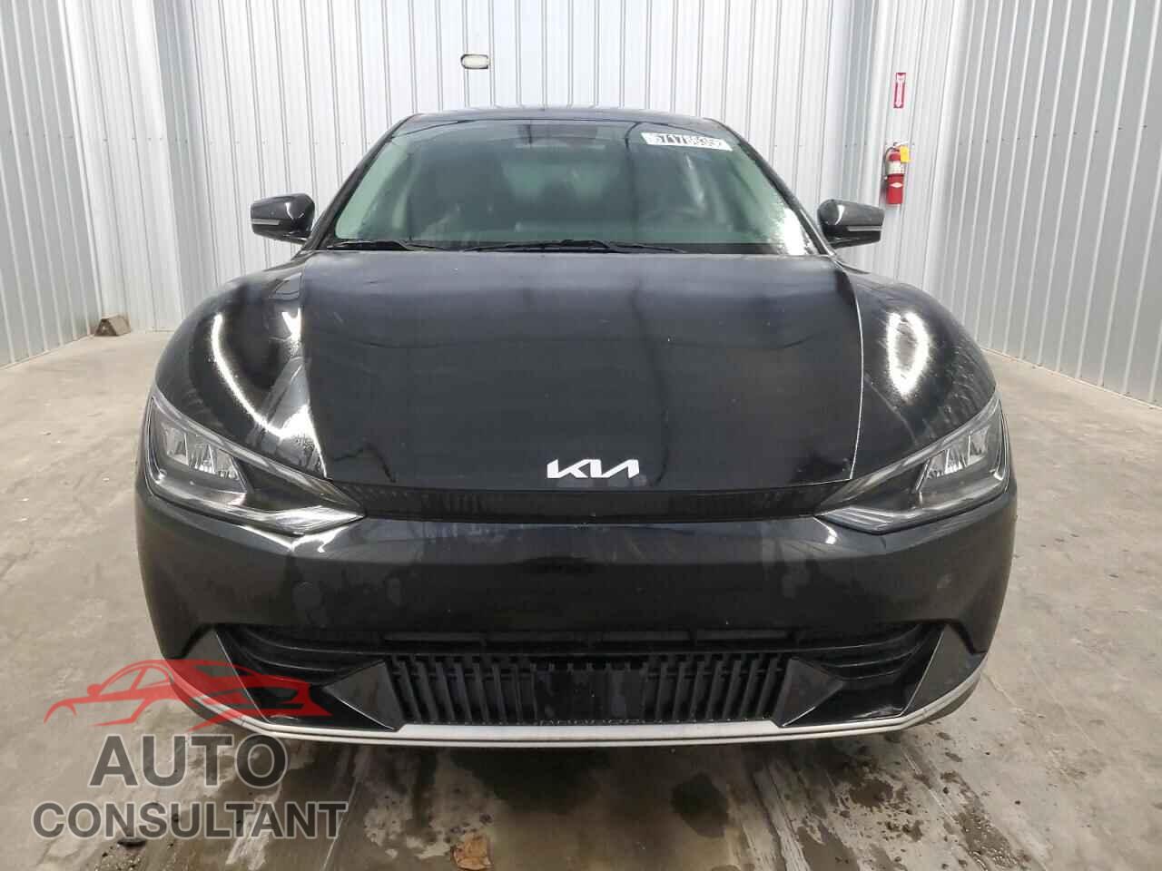 KIA EV6 LIGHT 2023 - KNDC34LA0P5611174