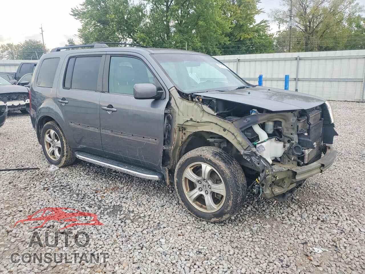 HONDA PILOT 2013 - 5FNYF4H47DB003176