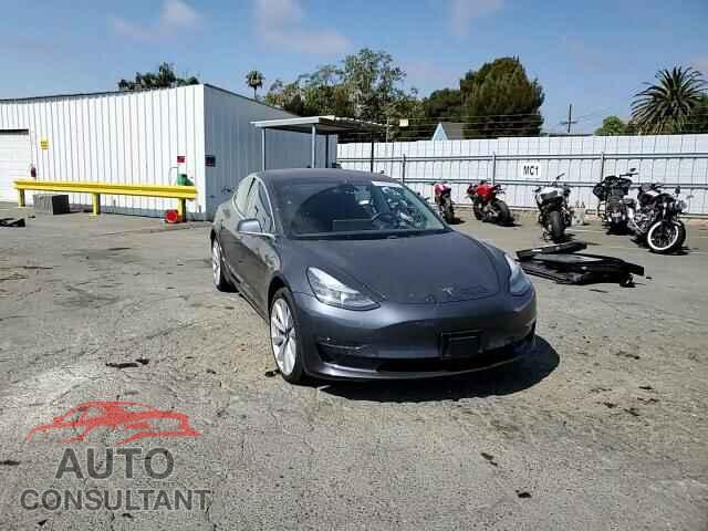 TESLA MODEL 3 2018 - 5YJ3E1EA4JF154817