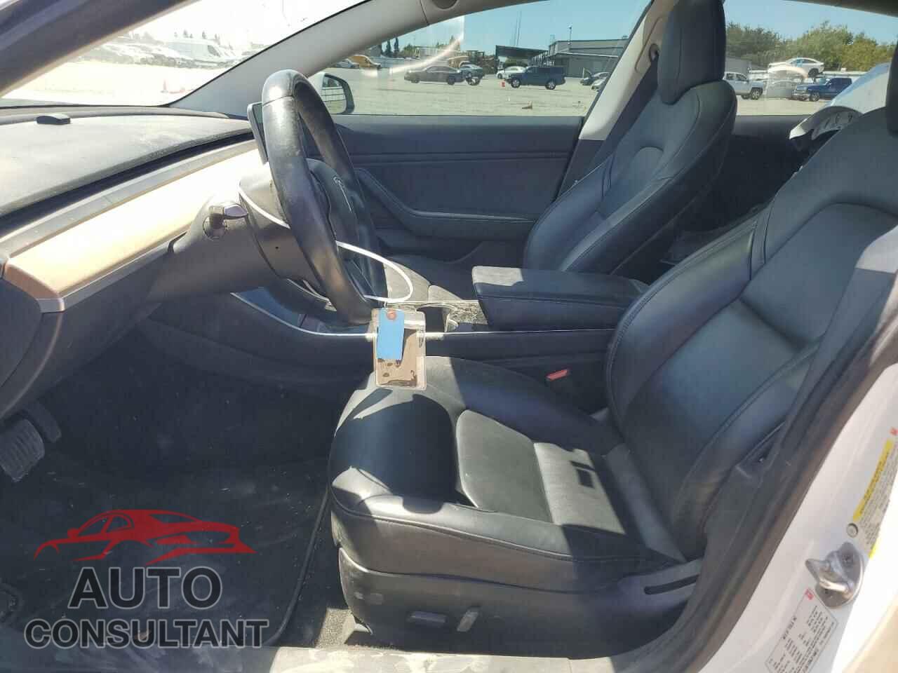 TESLA MODEL 3 2018 - 5YJ3E1EB8JF146812