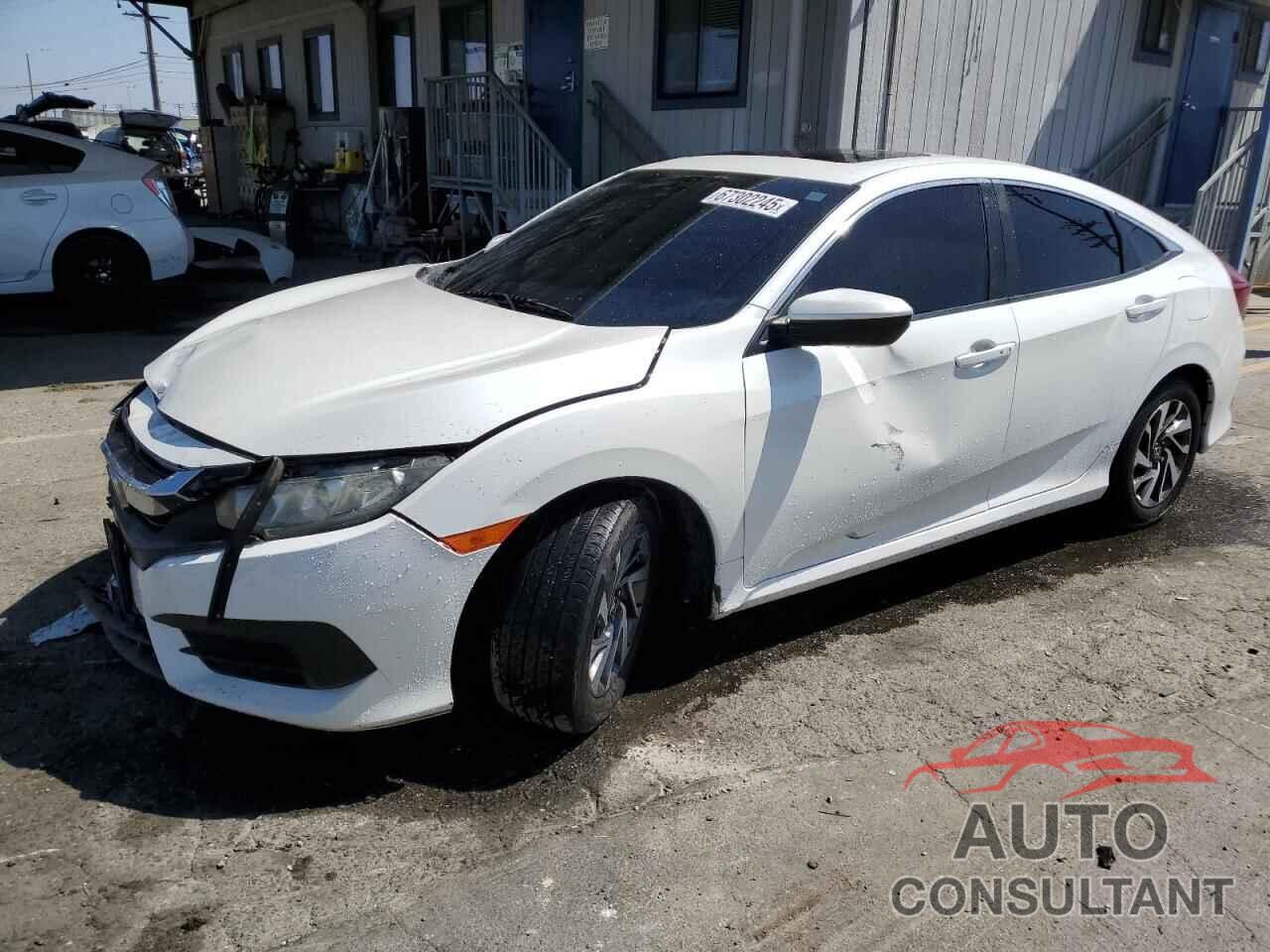 HONDA CIVIC 2018 - 2HGFC2F78JH516929