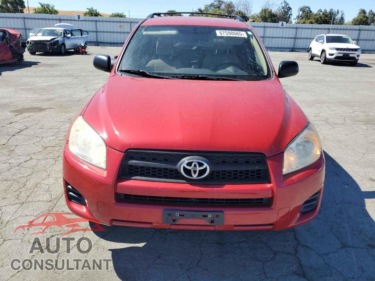 TOYOTA RAV4 2011 - 2T3BF4DV0BW098885