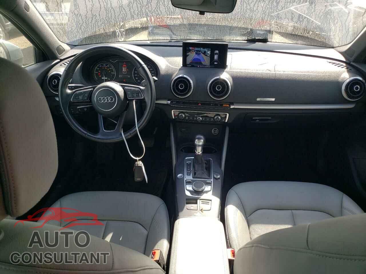 AUDI A3 2017 - WAUUPBFF0HA040098