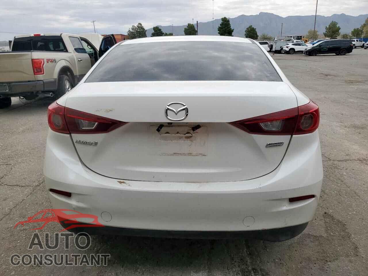 MAZDA 3 2017 - 3MZBN1V70HM116262
