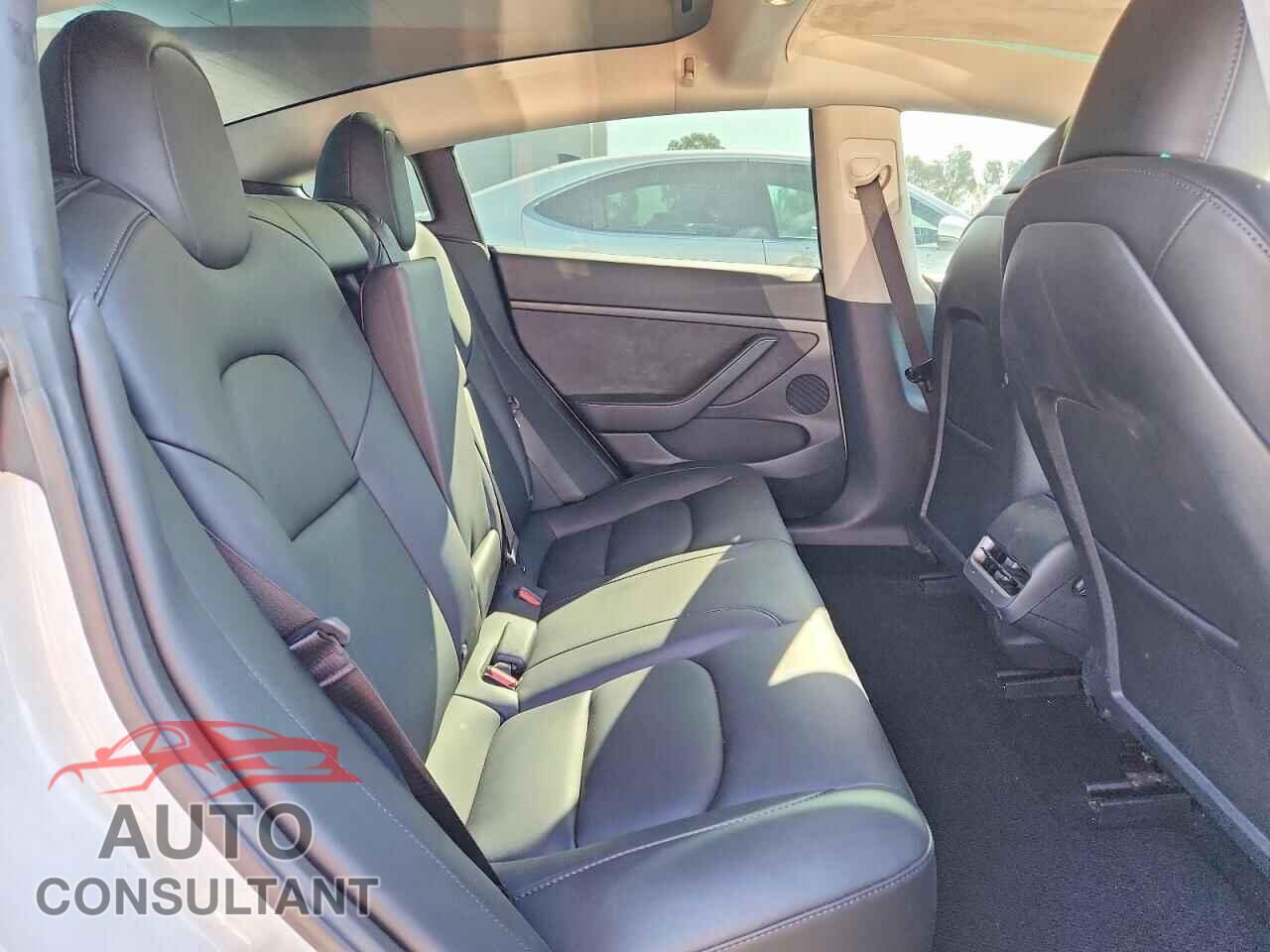 TESLA MODEL 3 2023 - 5YJ3E1EAXPF606150