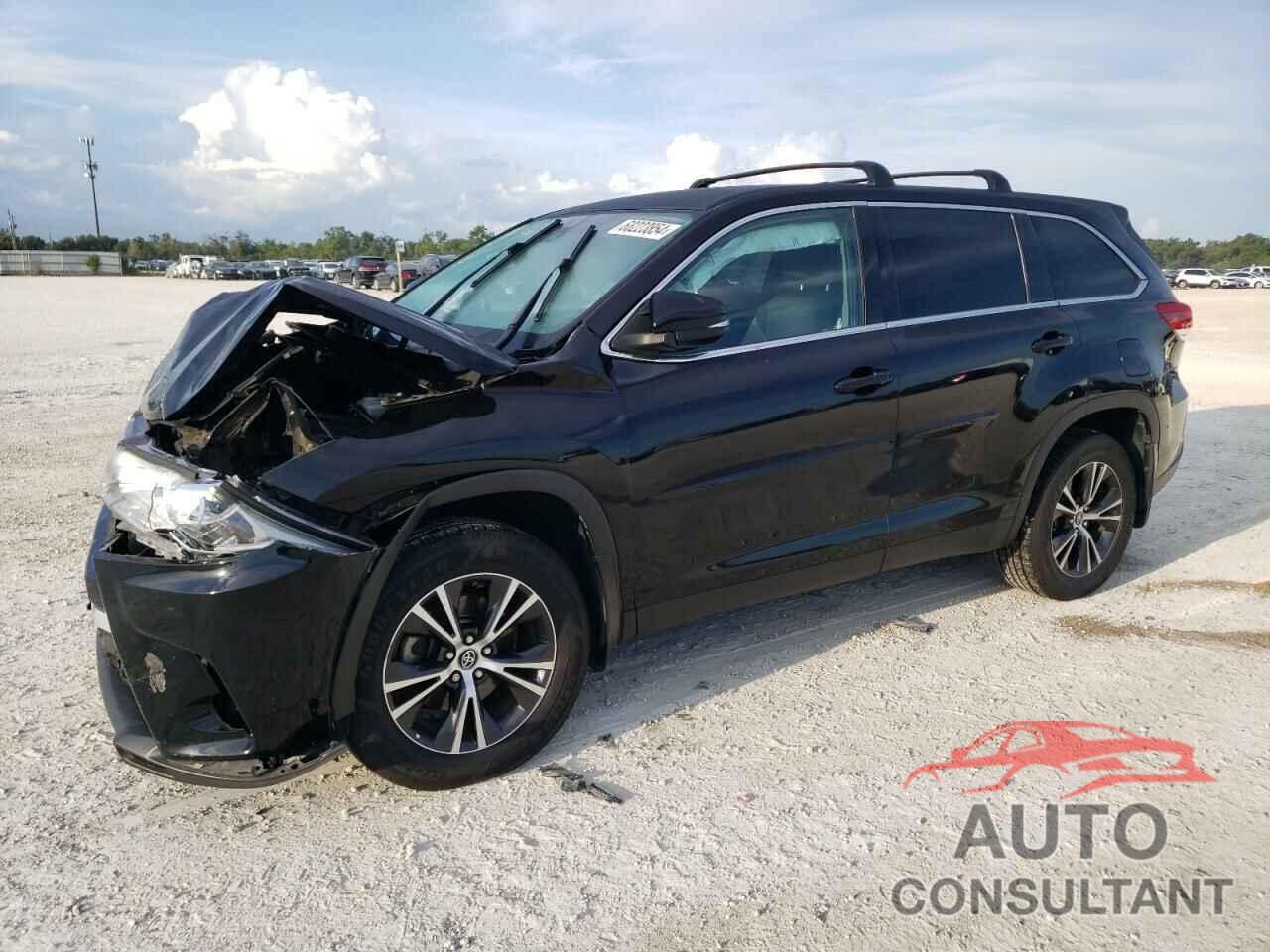 TOYOTA HIGHLANDER 2019 - 5TDBZRFH7KS957113