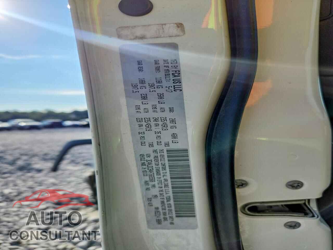 JEEP COMPASS 2017 - 3C4NJDCB4HT665568