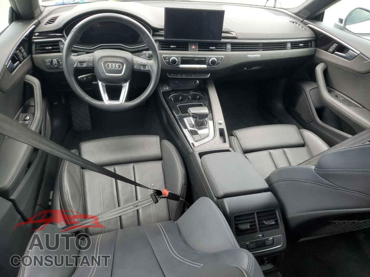 AUDI A5 2024 - WAUFACF52RA010237