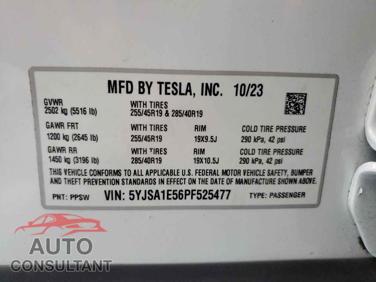 TESLA MODEL S 2023 - 5YJSA1E56PF525477