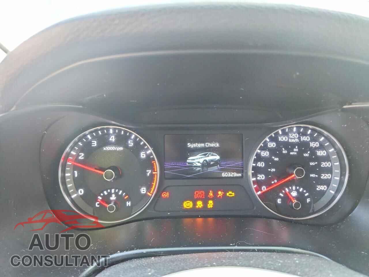 KIA FORTE 2023 - 3KPF24AD2PE565137