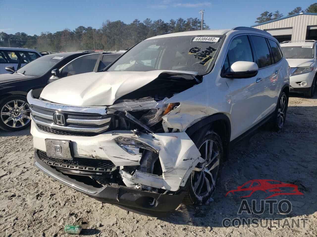 HONDA PILOT 2018 - 5FNYF6H00JB018011