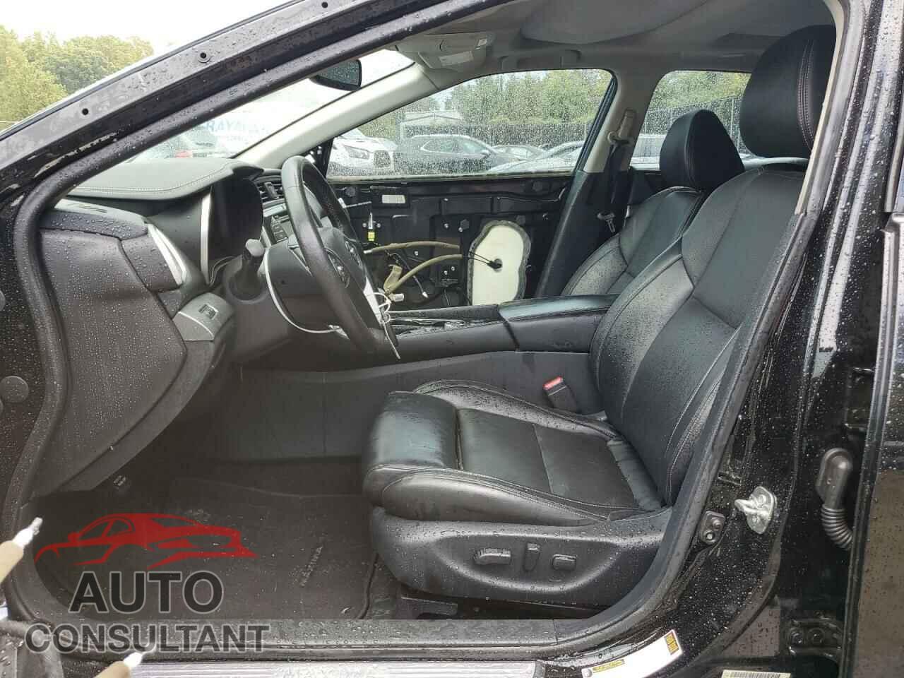 NISSAN MAXIMA 2017 - 1N4AA6AP2HC449163