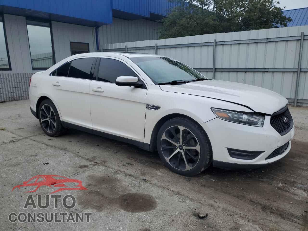 FORD TAURUS 2015 - 1FAHP2E85FG166710