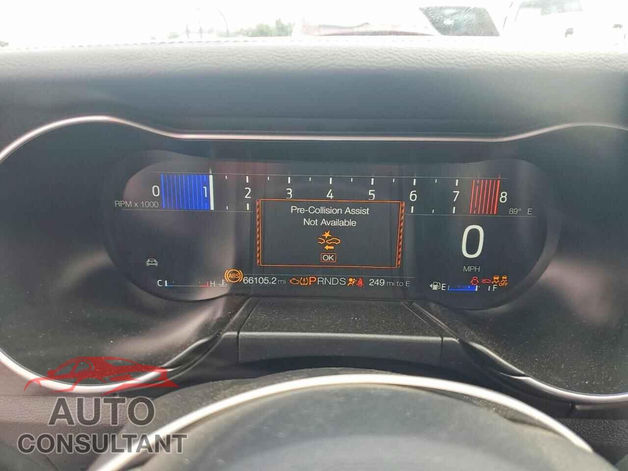 FORD MUSTANG 2021 - 1FA6P8CF5M5113204