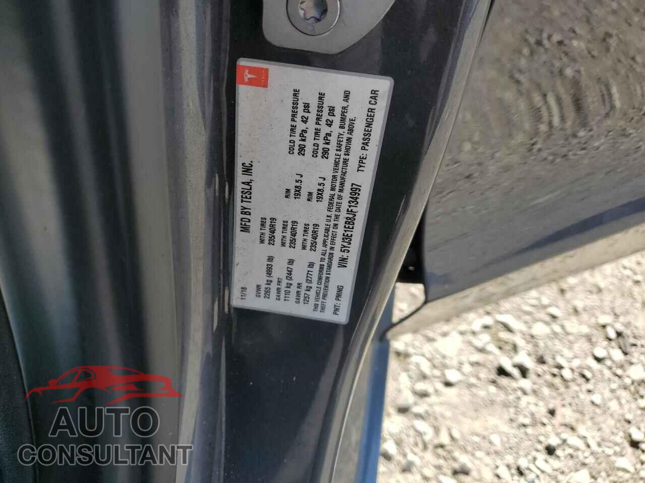 TESLA MODEL 3 2018 - 5YJ3E1EB8JF134997