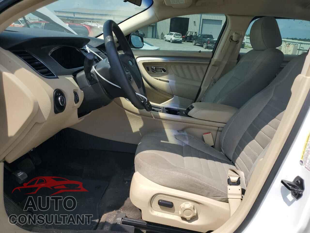 FORD TAURUS 2015 - 1FAHP2D80FG115861