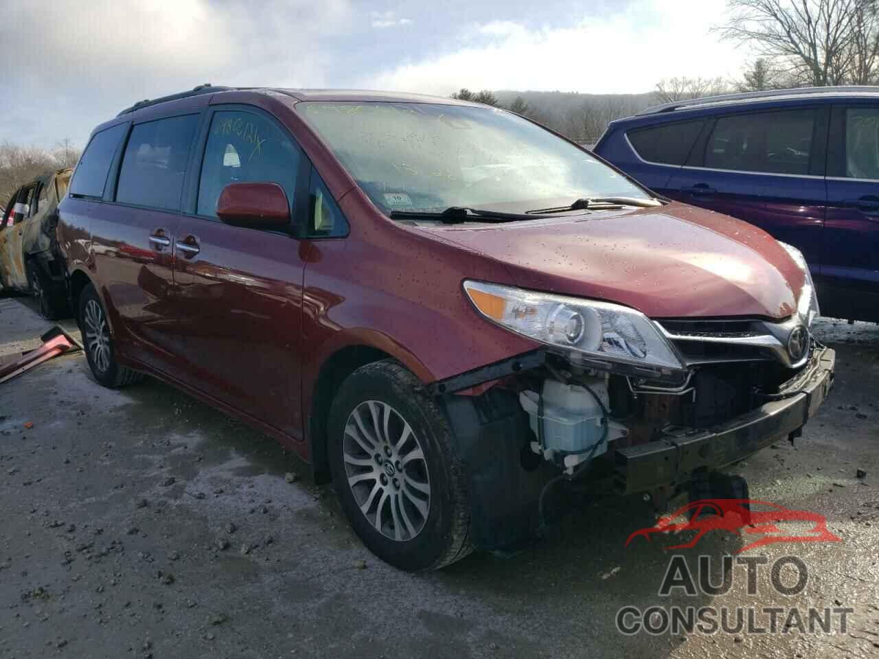 TOYOTA SIENNA 2018 - 5TDYZ3DC7JS932015