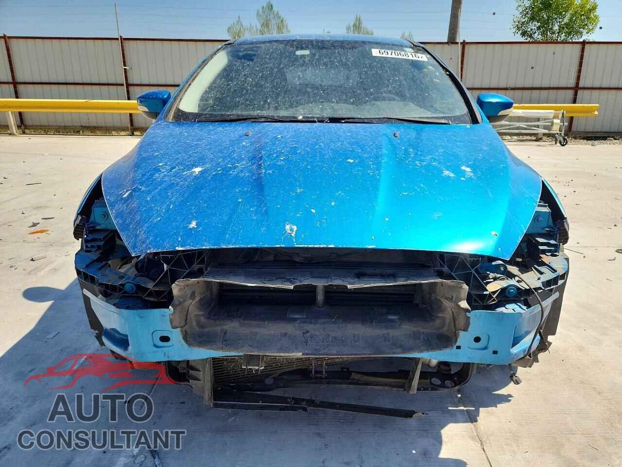 FORD FOCUS 2016 - 1FADP3K22GL379157