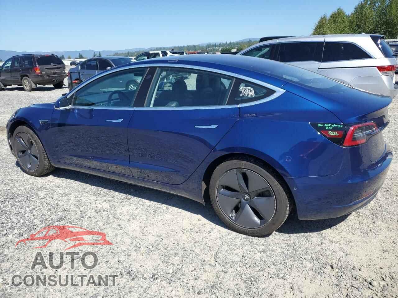 TESLA MODEL 3 2018 - 5YJ3E1EA7JF014695