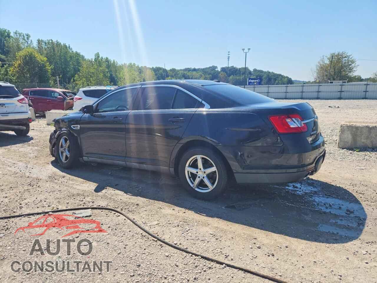 FORD TAURUS 2011 - 1FAHP2DW0BG128831