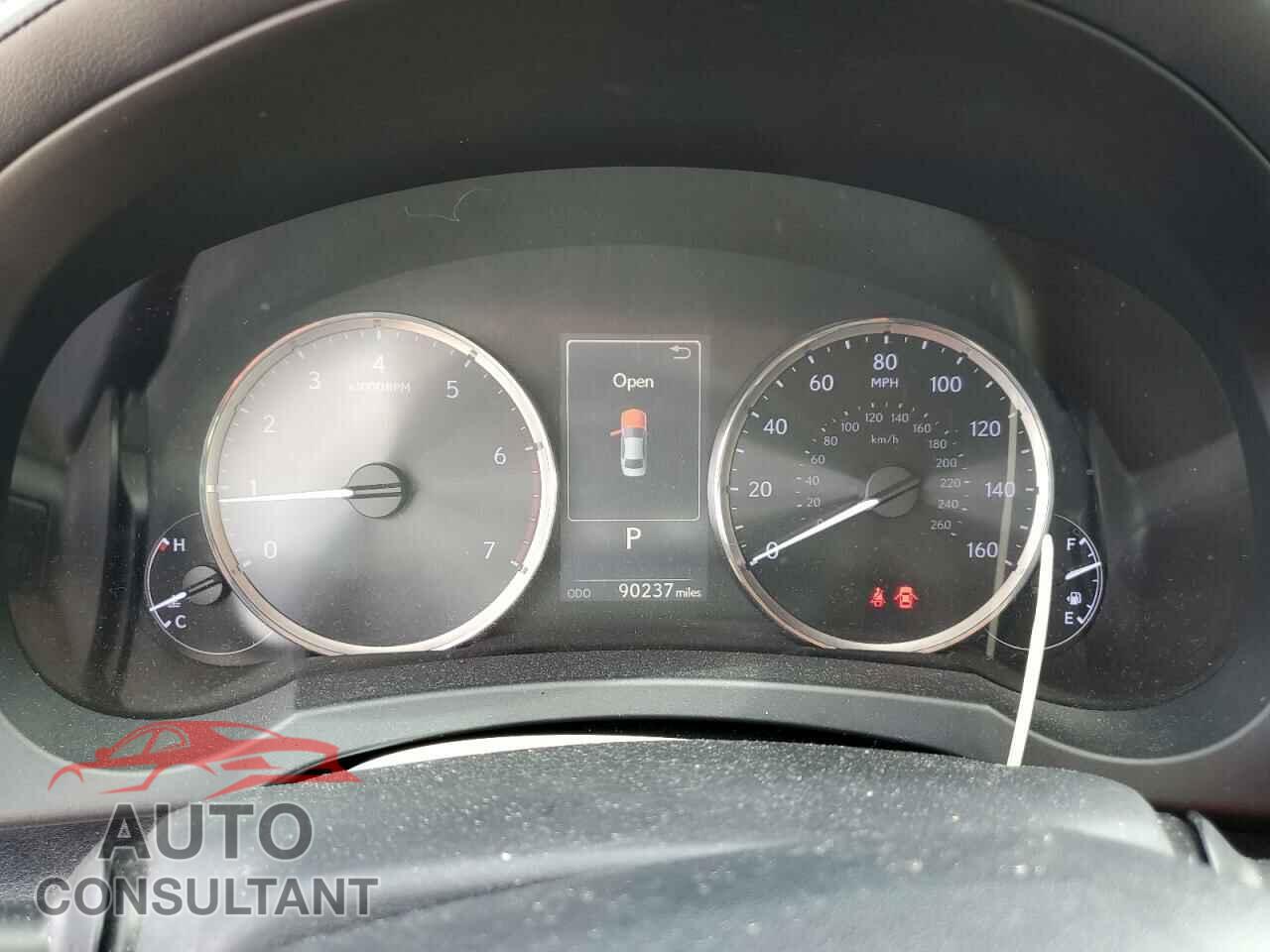 LEXUS IS 2017 - JTHBA1D24H5047603