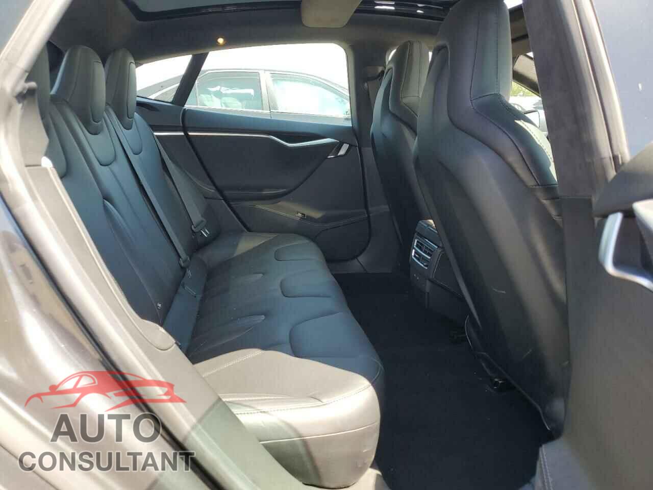 TESLA MODEL S 2016 - 5YJSA1E26GF158067