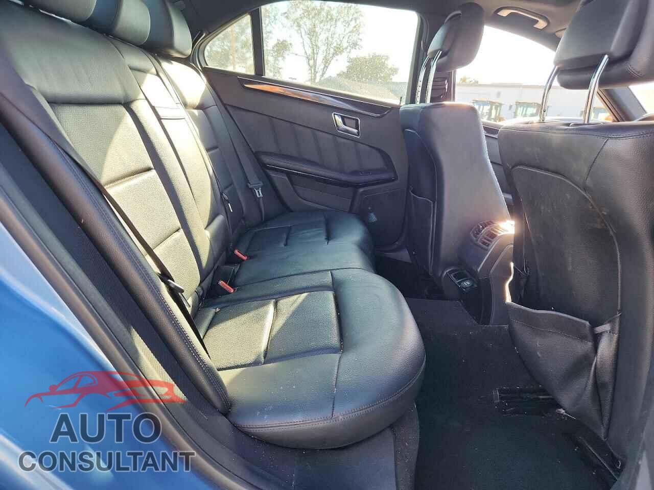 MERCEDES-BENZ E-CLASS 2010 - WDDHF5GB1AA123152