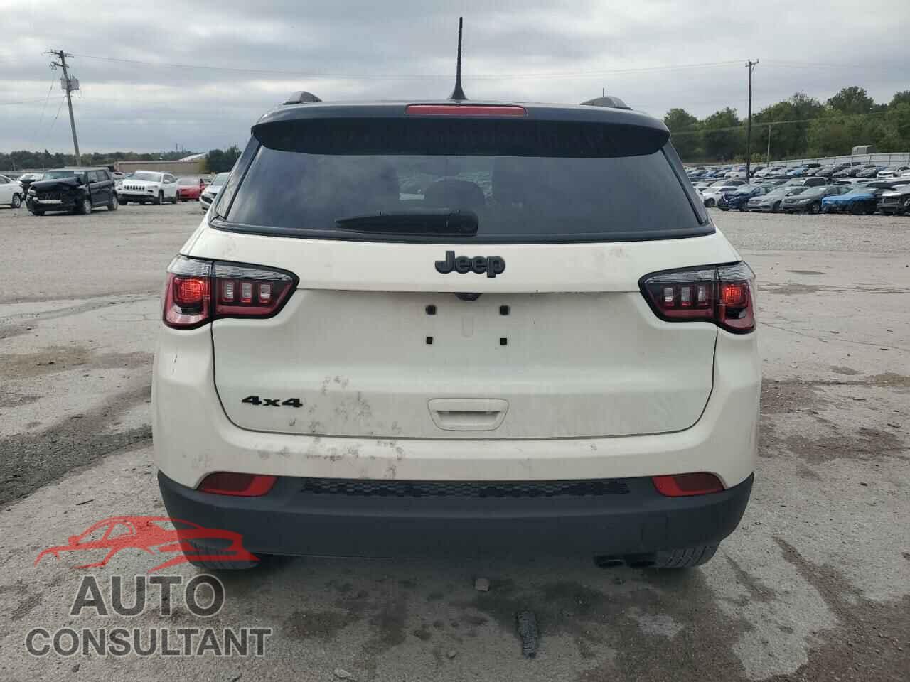JEEP COMPASS 2021 - 3C4NJDBB7MT544092
