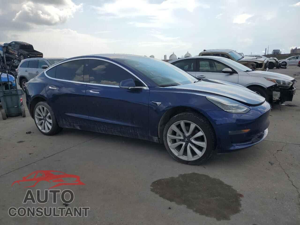 TESLA MODEL 3 2018 - 5YJ3E1EBXJF088265