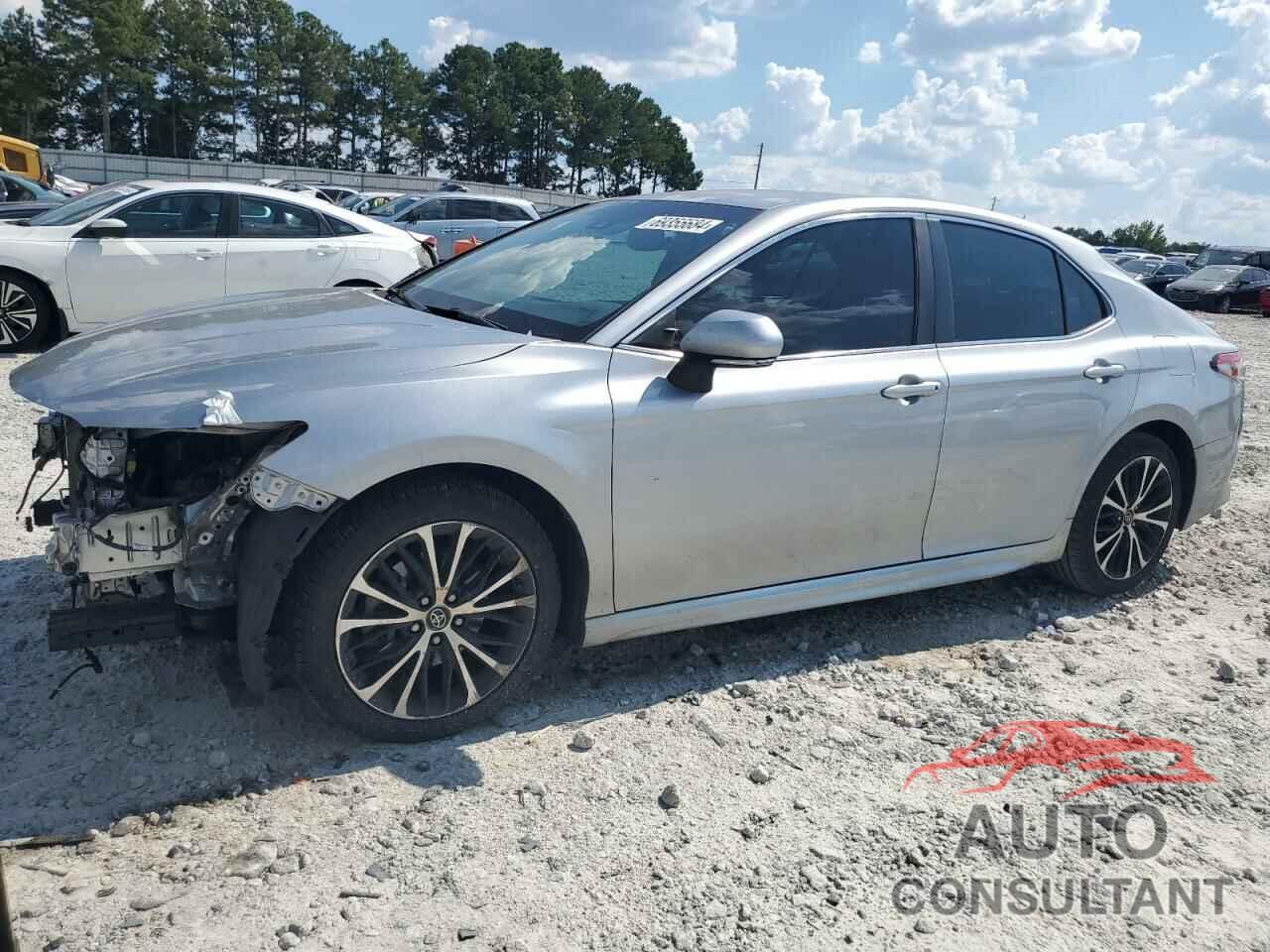 TOYOTA CAMRY 2018 - 4T1B11HKXJU074579