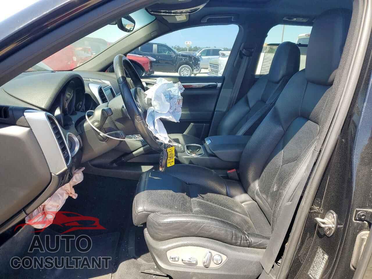 PORSCHE CAYENNE 2012 - WP1AA2A2XCLA01073