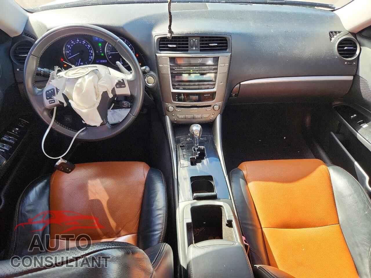 LEXUS IS 2013 - JTHBF5C29D5187764