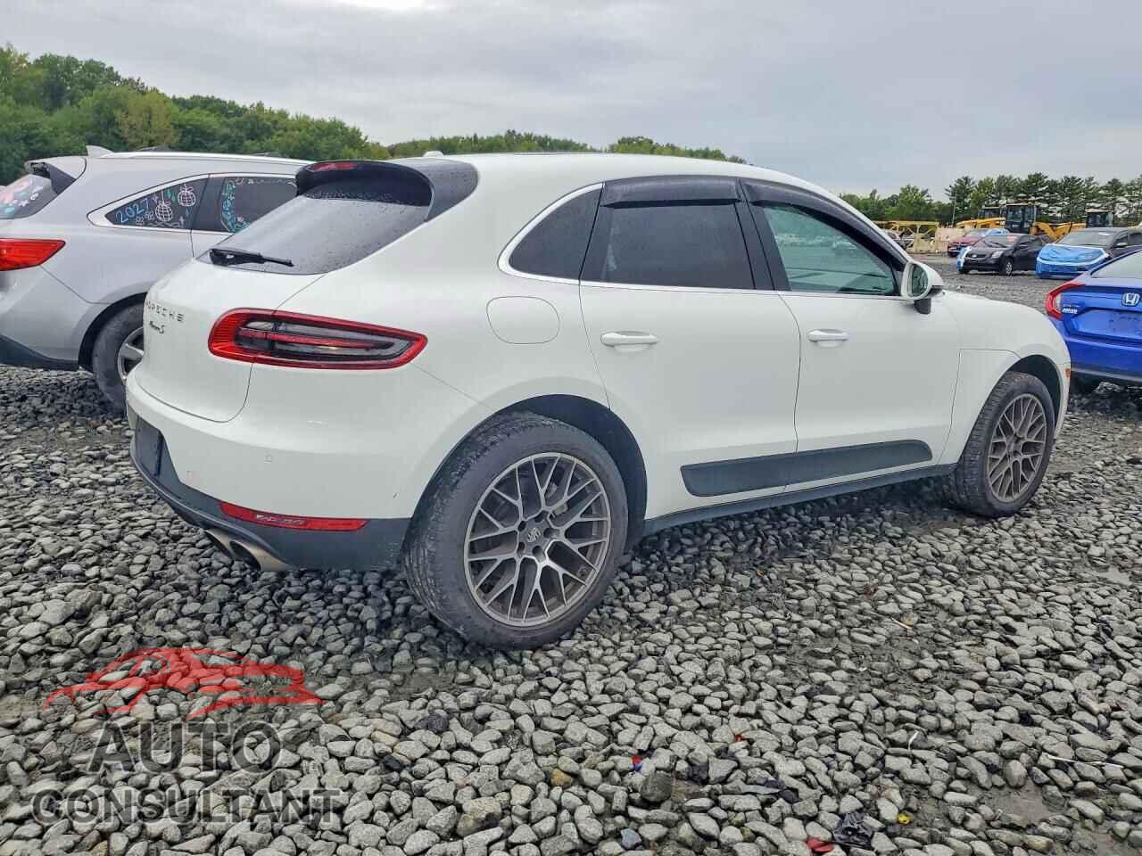 PORSCHE MACAN 2015 - WP1AB2A57FLB70043