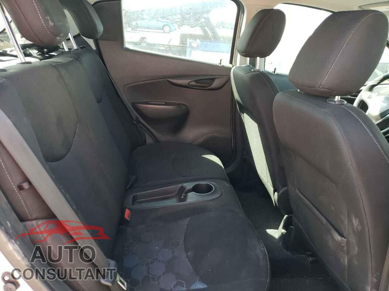 CHEVROLET SPARK 2016 - KL8CD6SA2GC569864