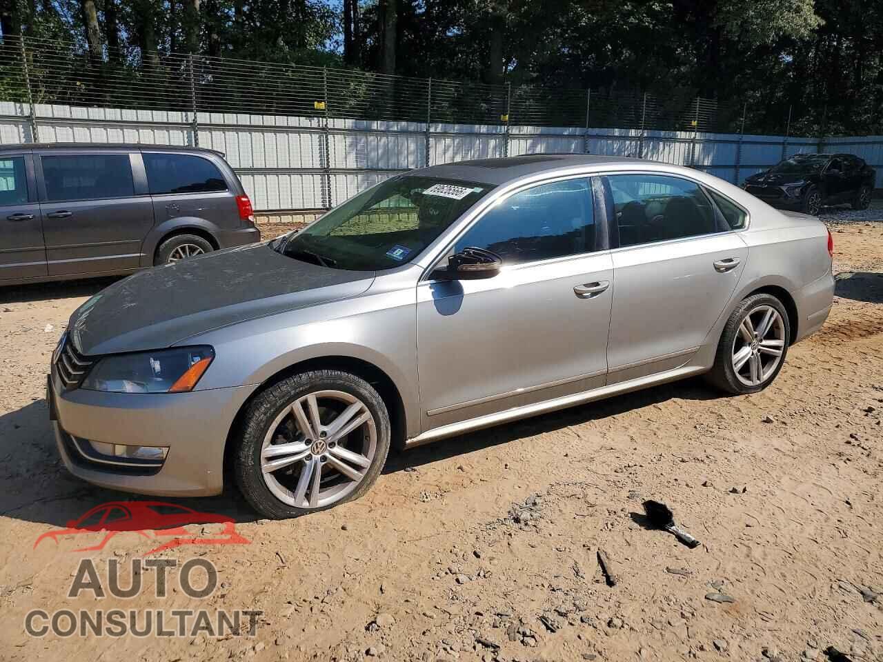 VOLKSWAGEN PASSAT 2012 - 1VWCM7A39CC104375