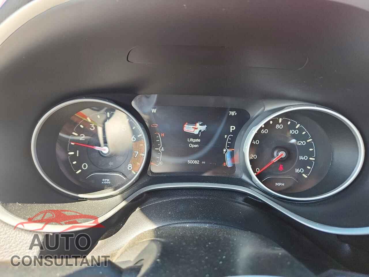 JEEP COMPASS 2018 - 3C4NJCBB2JT494546