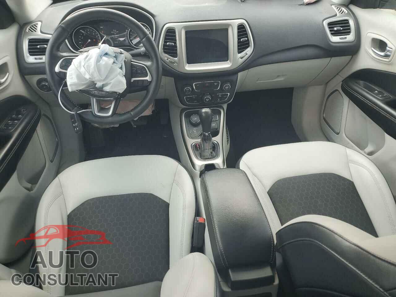 JEEP COMPASS 2017 - 3C4NJDBB2HT656434