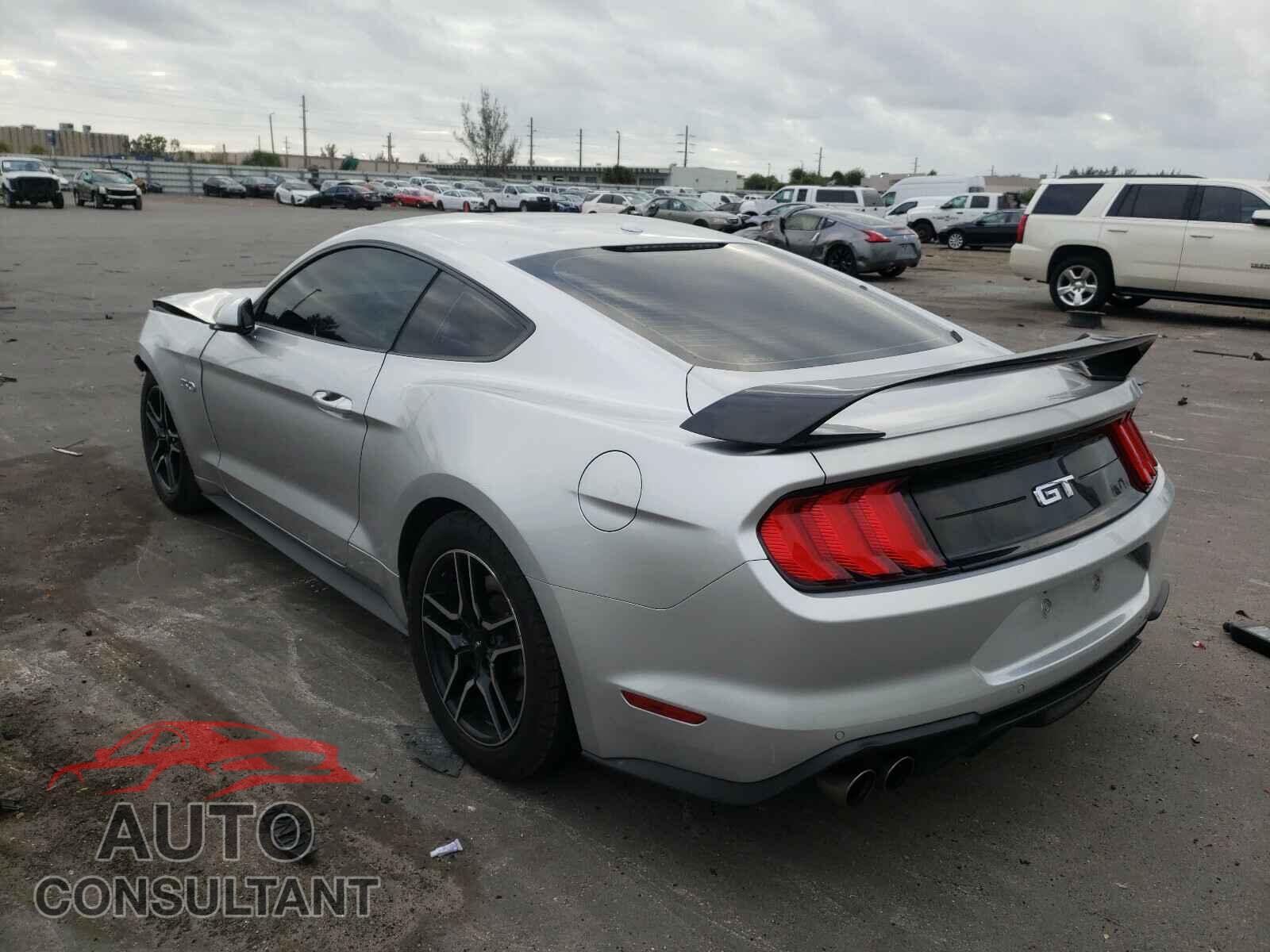 FORD MUSTANG 2019 - 1FA6P8CF1K5151655