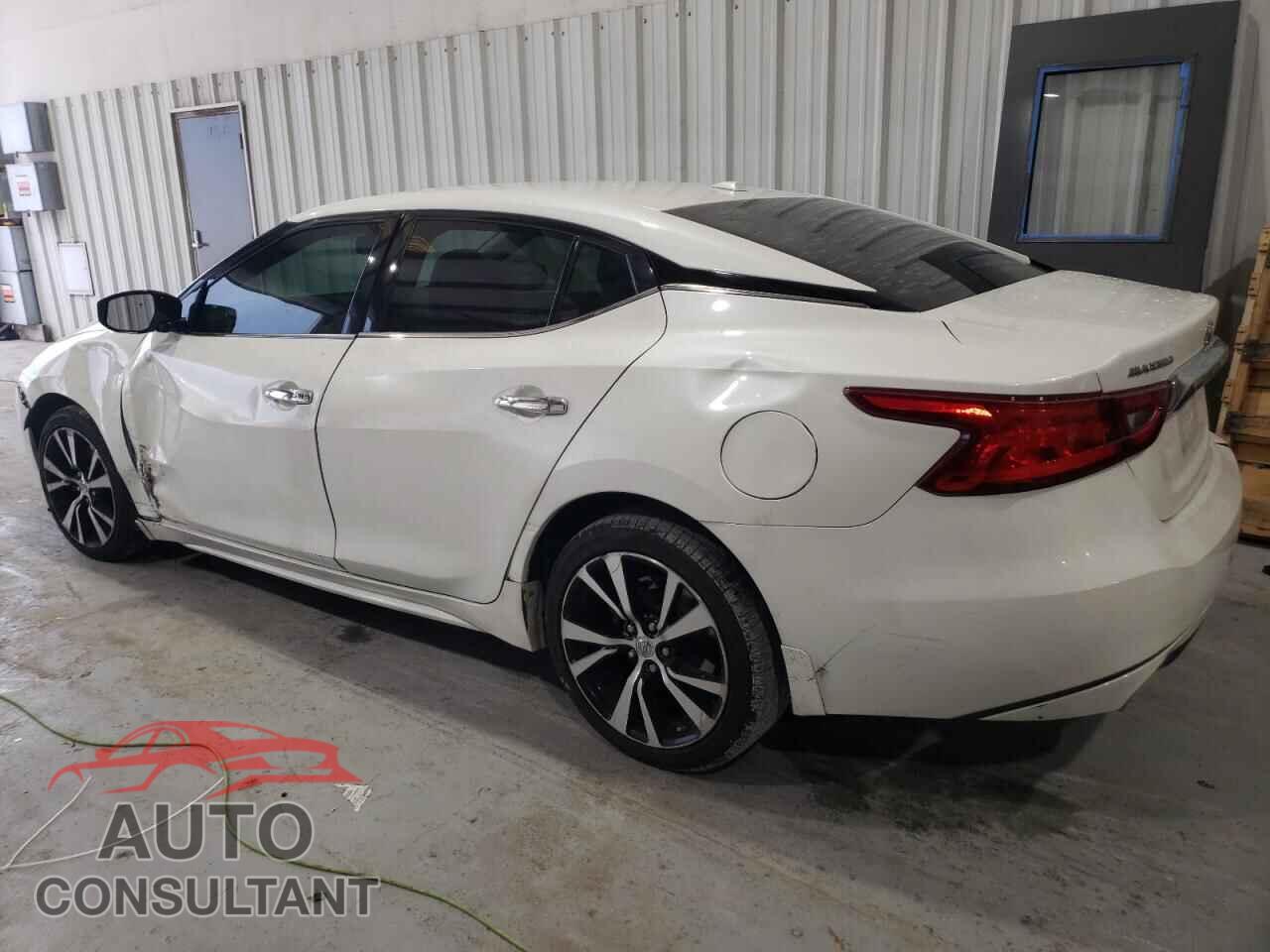 NISSAN MAXIMA 2018 - 1N4AA6AP2JC404052