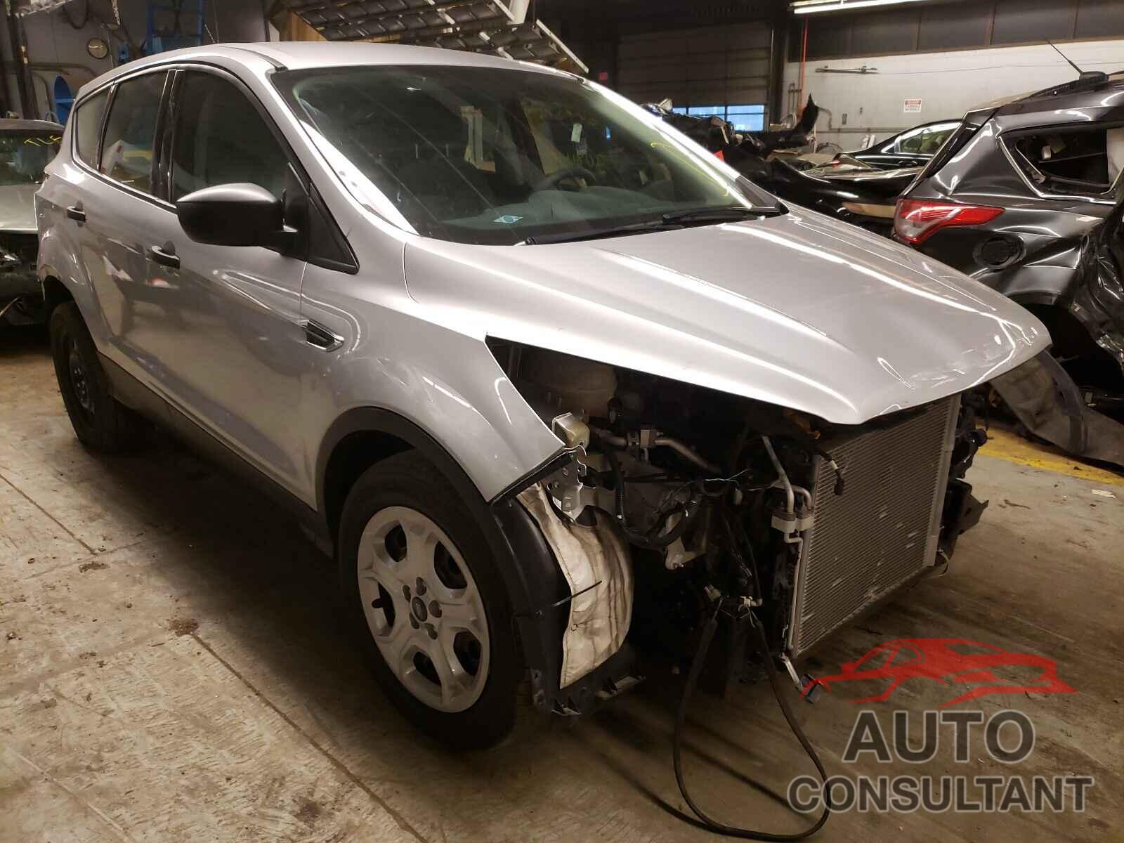 FORD ESCAPE 2017 - 1FMCU0F78HUB97232