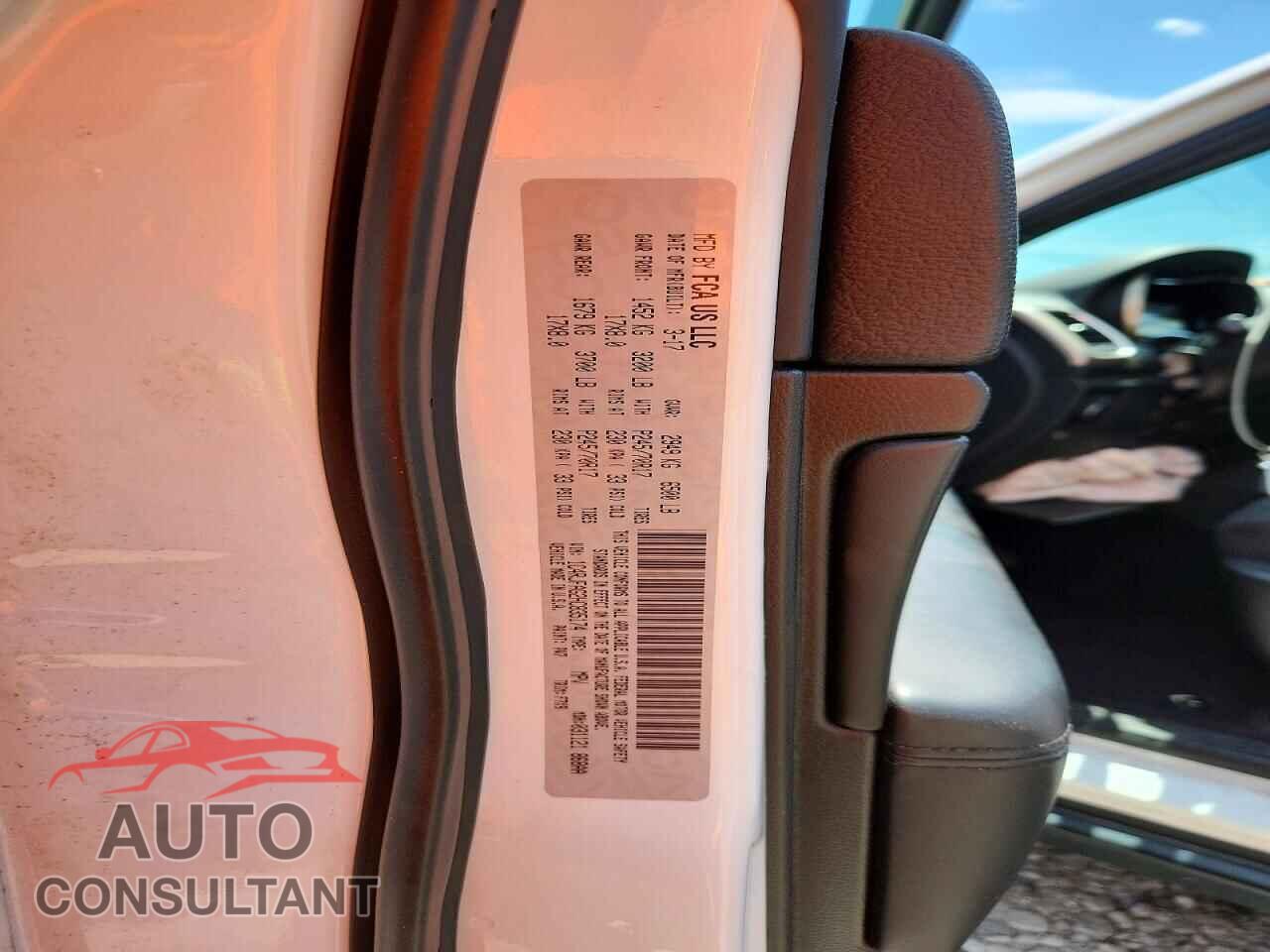 JEEP CHEROKEE 2017 - 1C4RJFAG2HC835174
