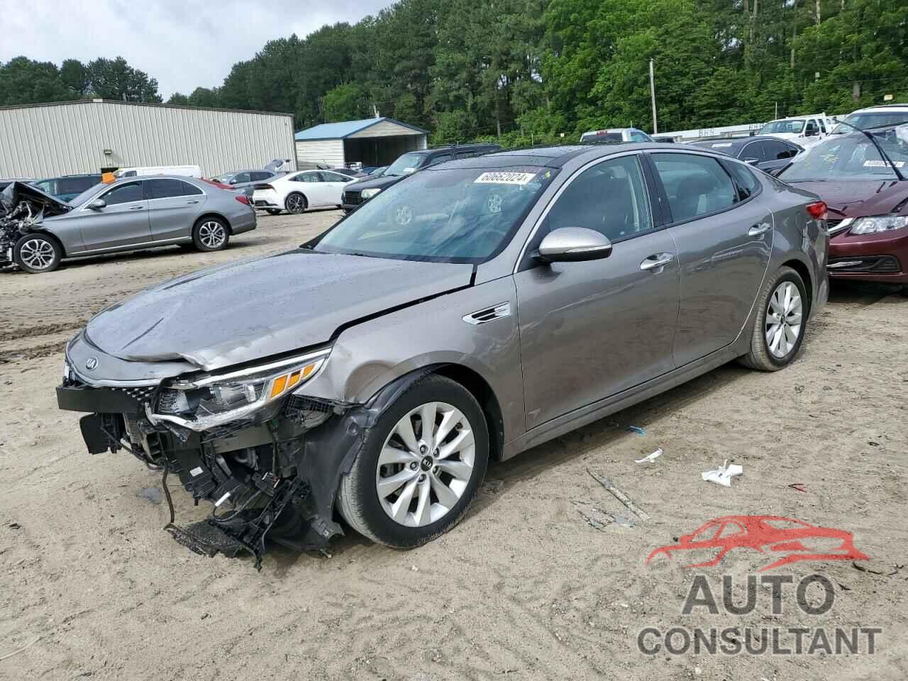 KIA OPTIMA 2018 - 5XXGU4L38JG220874