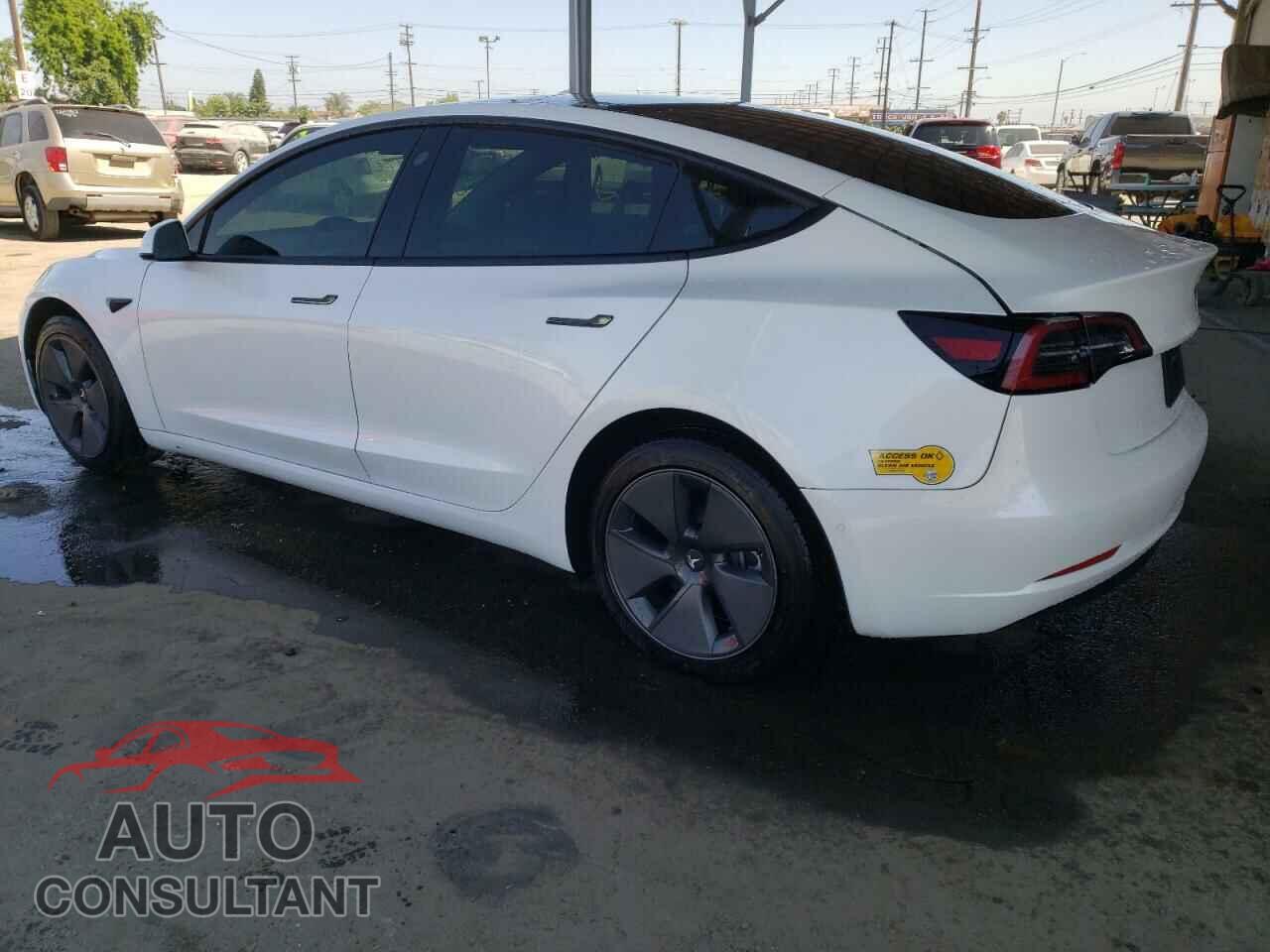 TESLA MODEL 3 2022 - 5YJ3E1EB7NF210828