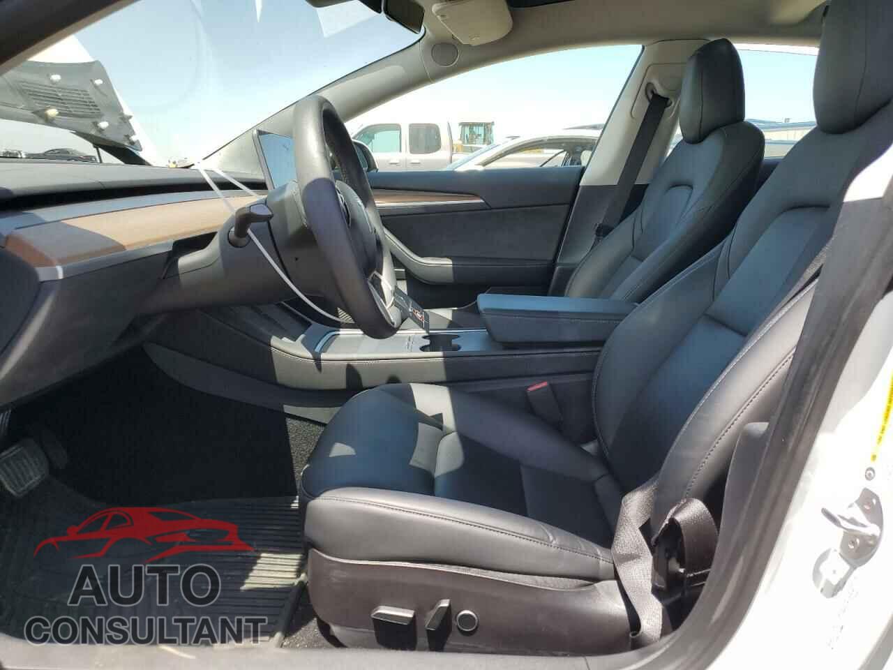 TESLA MODEL 3 2022 - 5YJ3E1EA9NF373147