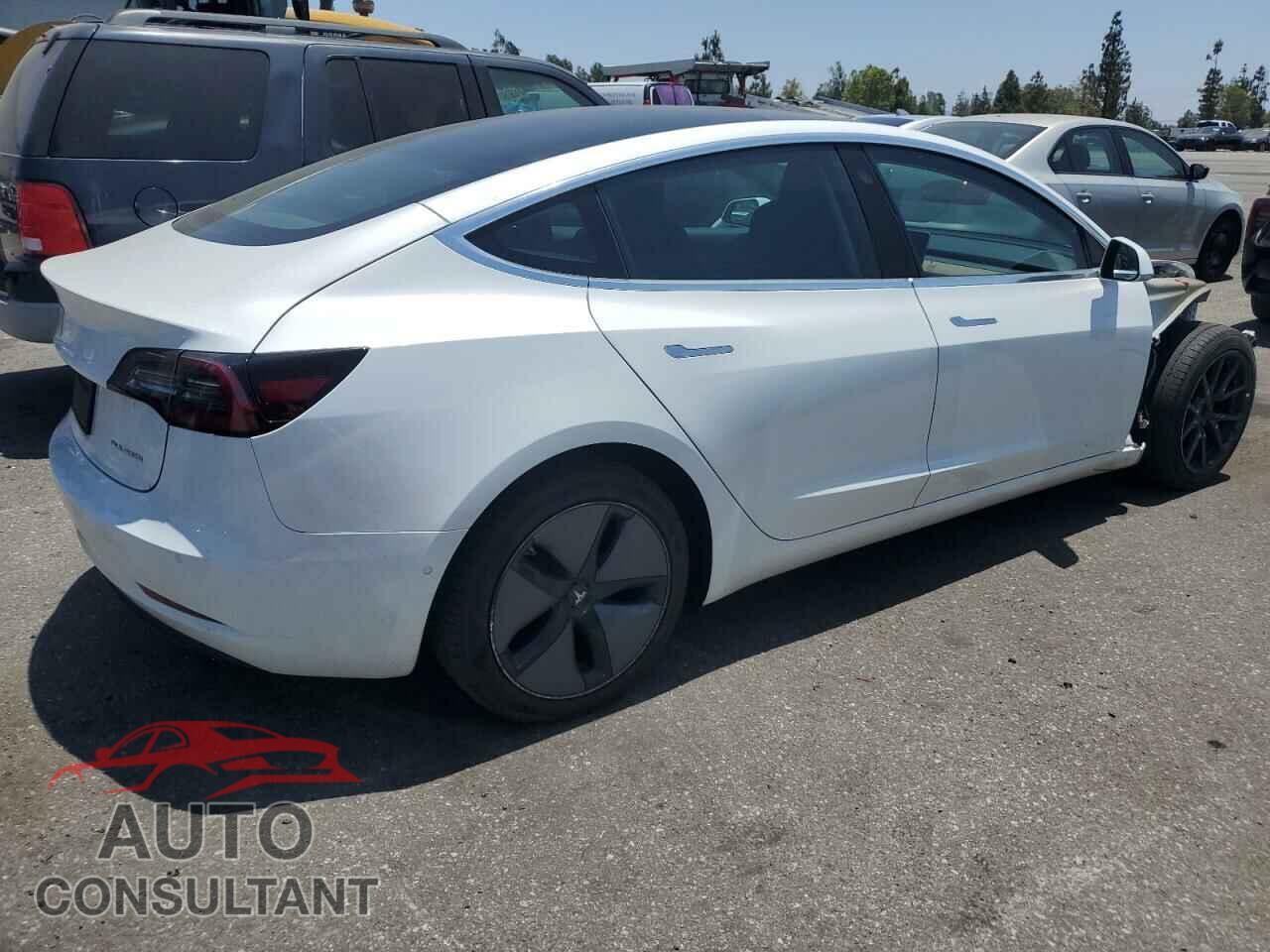 TESLA MODEL 3 2019 - 5YJ3E1EB5KF191479
