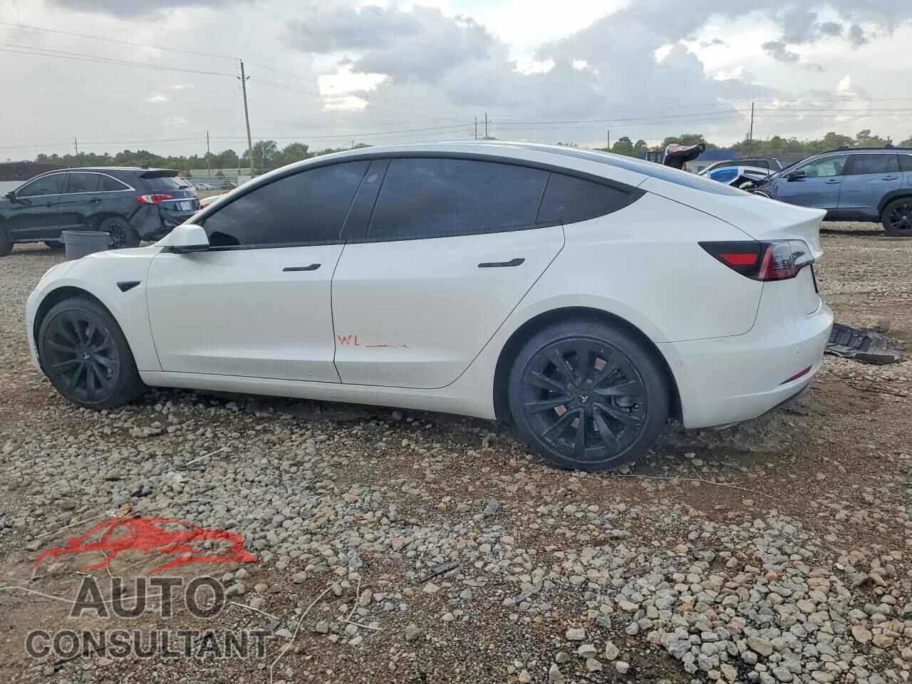 TESLA MODEL 3 2022 - 5YJ3E1EA7NF289070