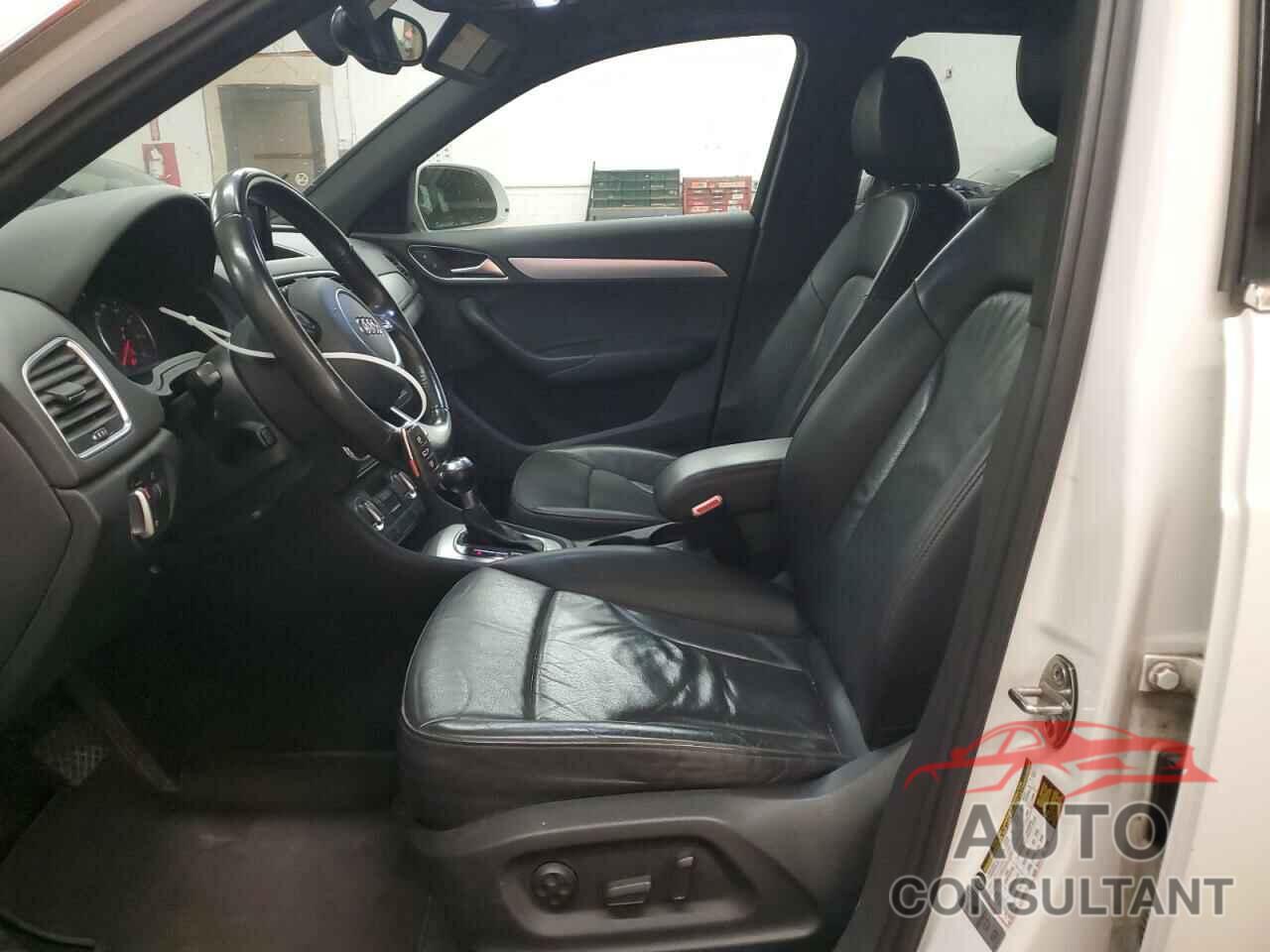 AUDI Q3 2015 - WA1EFCFS9FR006974