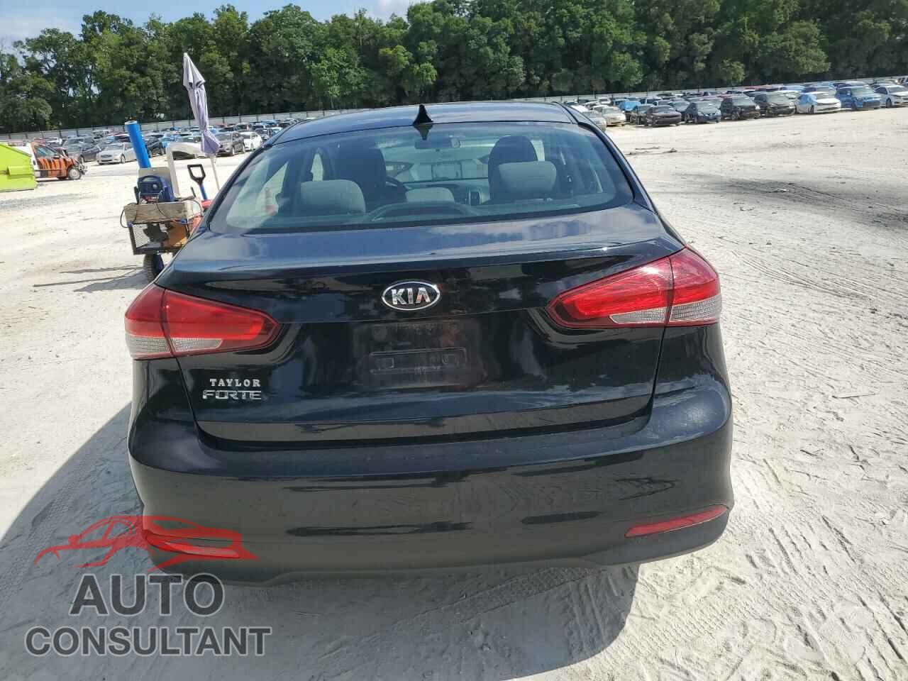 KIA FORTE 2017 - 3KPFK4A76HE087624
