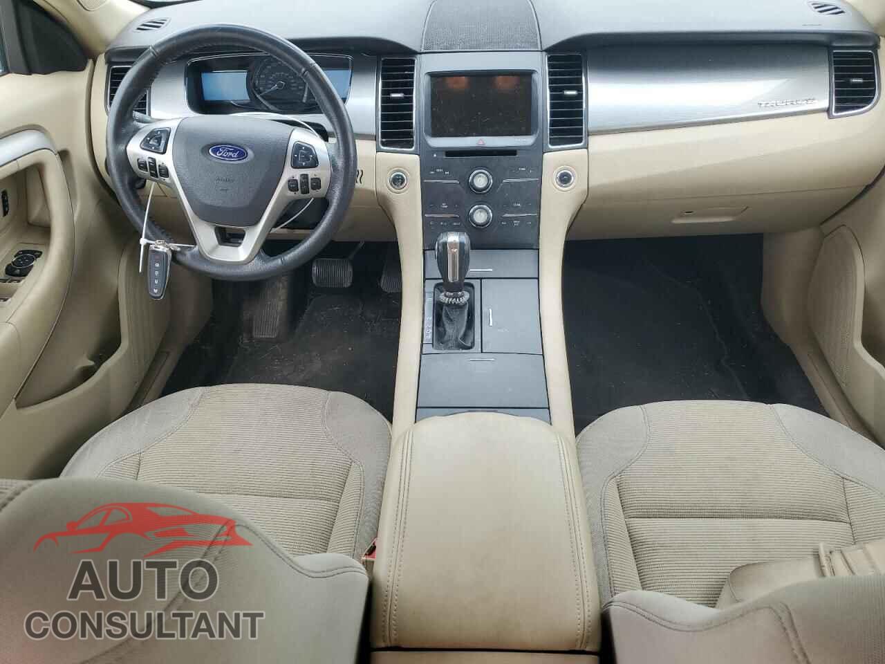 FORD TAURUS 2017 - 1FAHP2E84HG137752